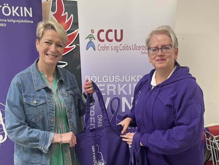 Ég tók við fyrsta pokanum í vitundarvakningarviðburði CCU samtakanna, Sóley Veturliða afhenti mér hann.