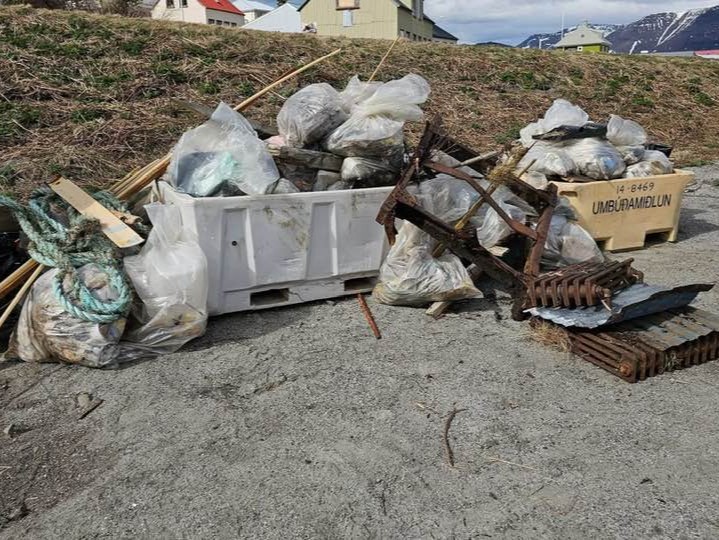 Afrakstur plokksins á Þingeyri.