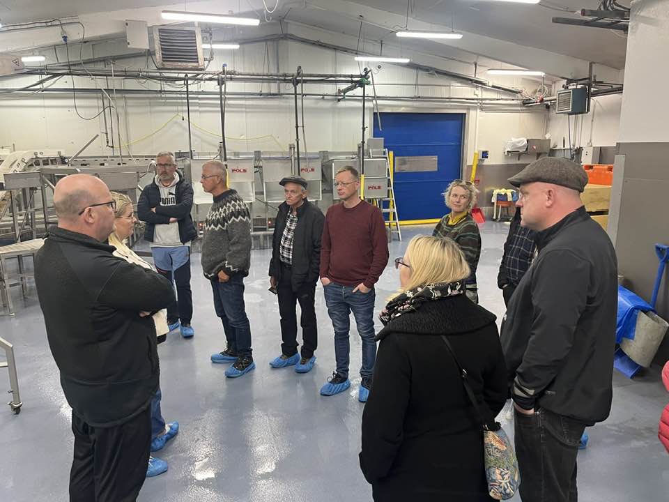 Skoðunarferð um fiskvinnsluna Íslandssögu á Suðureyri.