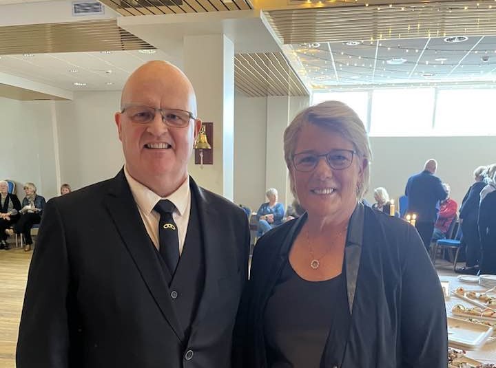 Yfirmeistarar Oddfellow á Ísafirði, Ingólfur Þorleifsson og Helga Birna Jónsdóttir.