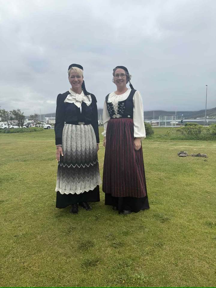 Ég og Nanný á 17. júní.