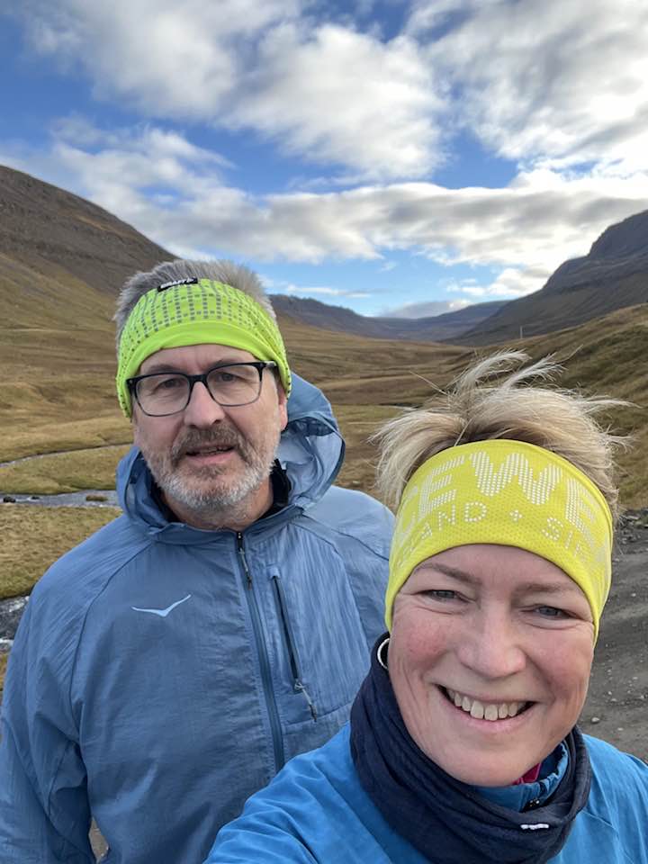 Dúi og Sigga að skokka í Staðardal.