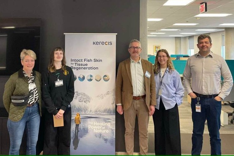 Við með Mathias í Kerecis.