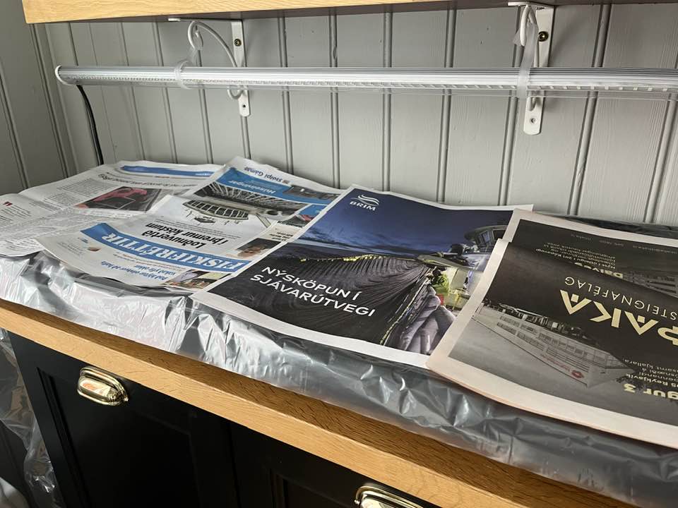 Verk í vinnslu, sáði fyrir grænfóðri.