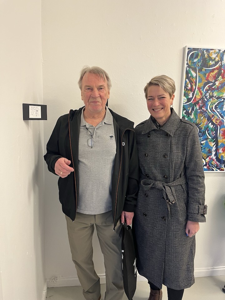 Pétur og Sigga saman við opnunina í Bryggjusal Edinborgarhússins.