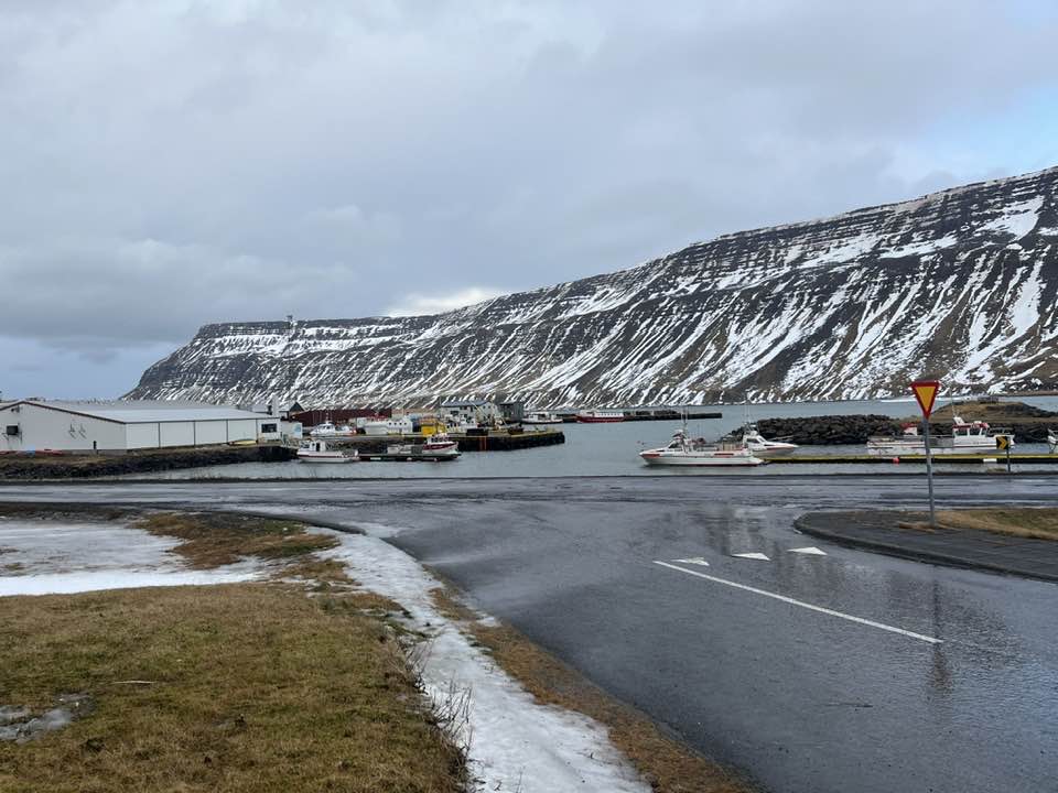 Auðar götur á Suðureyri laugardaginn 1. febrúar.