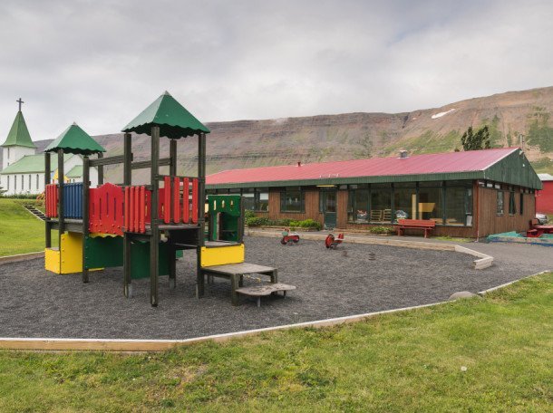 Leikskólinn Tjarnarbær á Suðureyri.