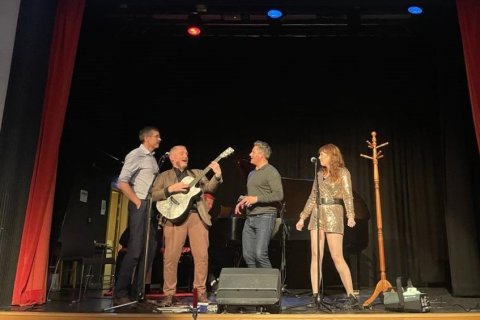 Skemmtiatriði á fjórðungsþingi.