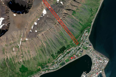 Staðsetning kláfs á Eyrarfjalli. Mynd: Efla.