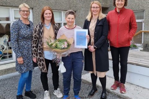 Helga Björk Jóhannsdóttir, leikskólastjóri á Sólborg, Elísabet Samúelsdóttir, formaður fræðslunefnda…