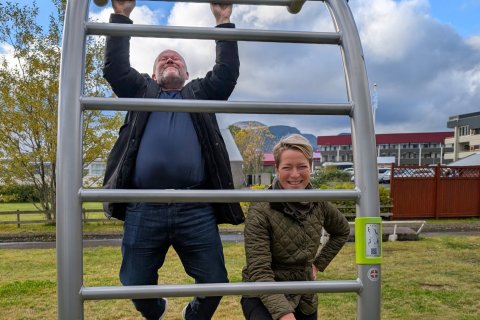 Baldur Ingi Jónasson, mannauðsstjóri Ísafjarðarbæjar, og Sigríður Júlía Brynleifsdóttir, bæjarstjóri…