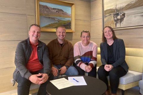 Jón Grétar Magnússon frá M11 arkítektum, Hjörtur Hinriksson frá Fjallabóli, Arna Lára Jónsdóttir bæj…