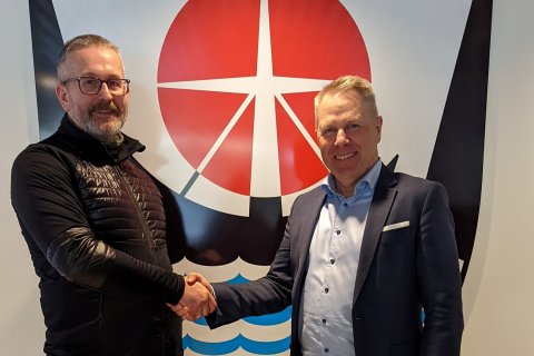 Steinþór Bjarni Kristjánsson, formaður Tónlistarfélags Ísafjarðar og Birgir Gunnarsson, bæjarstjóri.